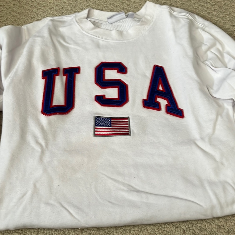 crew neck